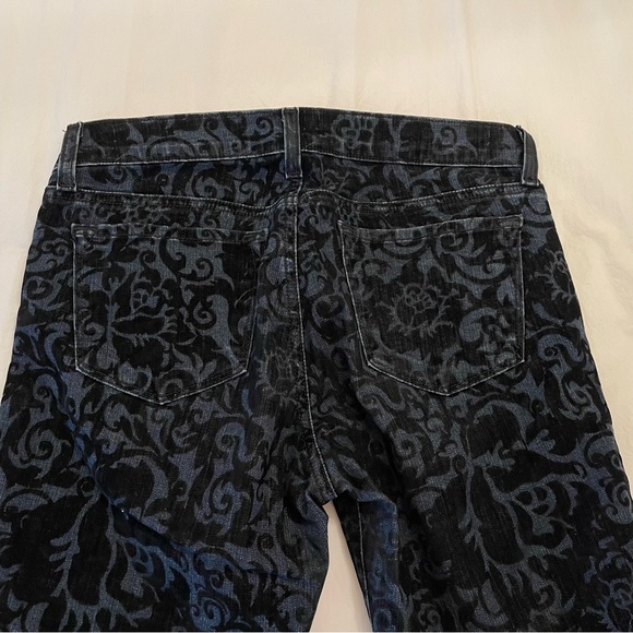 J Brand “The Skinny” in Black Velvet Brocade Stovepipe Jeans - Picture 9 of 10